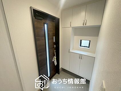 現地写真(玄関)