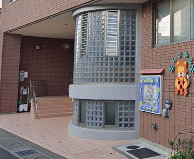 いづみ第二幼稚園(約890m)
