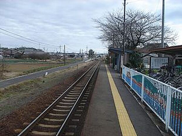 長良川鉄道「加茂野駅」(約1,900m)