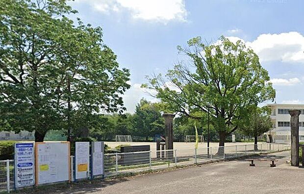 美濃加茂市立加茂野小学校(約450m)