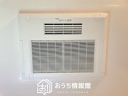電気式浴室暖房換気乾燥機
