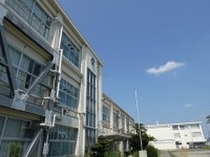 一宮市立西成小学校 690ｍ(徒歩9分)