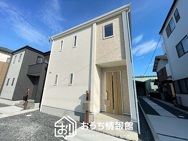 【現地写真(外観)【2号地】】健康被害に配慮したもっとも安全性の高い建材を採用し、シックハウス対策をしております。