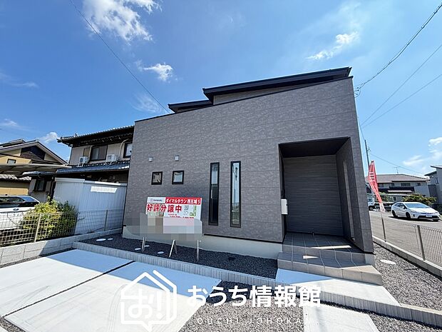 【現地写真（外観）【Ａ号地】】軽くて火災に強い屋根材を採用し、地震時の建物への負担や揺れを軽減しています。