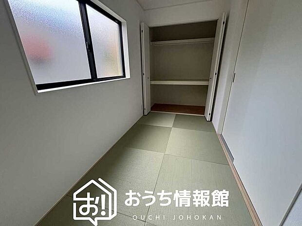 【現地写真(和室)】大壁仕様の新和室。くつろぎの空間です。