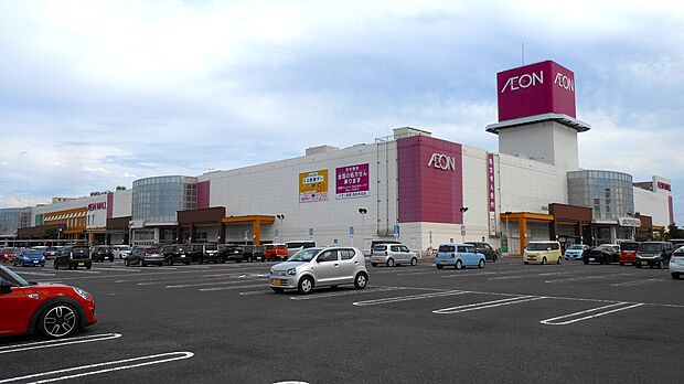 イオンモール四日市北(約850m)