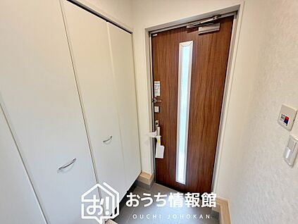 現地写真(玄関)