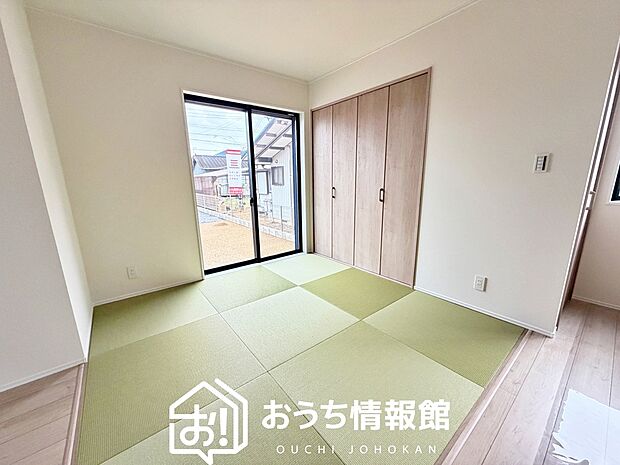 【現地写真(和室)】大壁仕様の新和室。くつろぎの空間です。