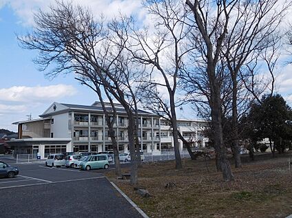 美濃加茂市立山手小学校 1300ｍ(徒歩17分)