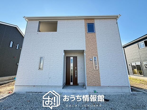 【現地写真（外観）【３号地】】軽くて火災に強い屋根材を採用し、地震時の建物への負担や揺れを軽減しています。