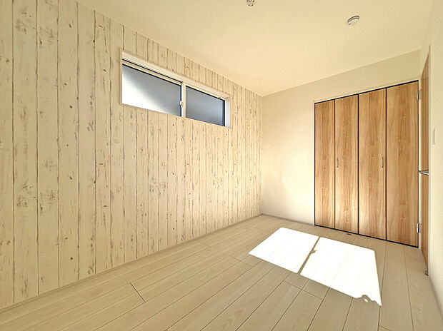 【Room：5.0帖】2号棟
断熱・省エネ性能に優れたZEH水準仕様住宅！
設計・建設住宅性能評価書、耐震等級3取得、制震ダンパー搭載している永く安心して暮らせる高仕様プランとなっています！