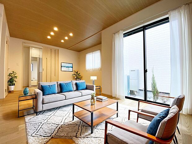 【施工例:LDK】
全棟水回りが集約されている家事効率を考えられたプランで生活を快適に過ごせます!