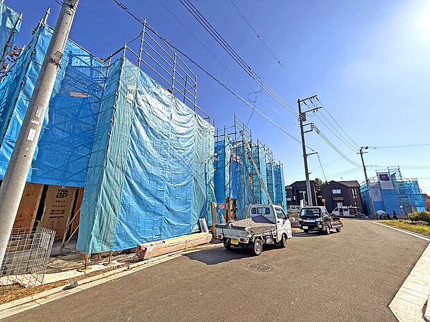 【【外観:11月下旬撮影】】構造躯体の倒壊等防止/損傷防止の双方で耐震等級3を標準仕様とし、繰り返す地震や台風をはじめ、さまざまな災害から家族と暮らしを守ります。