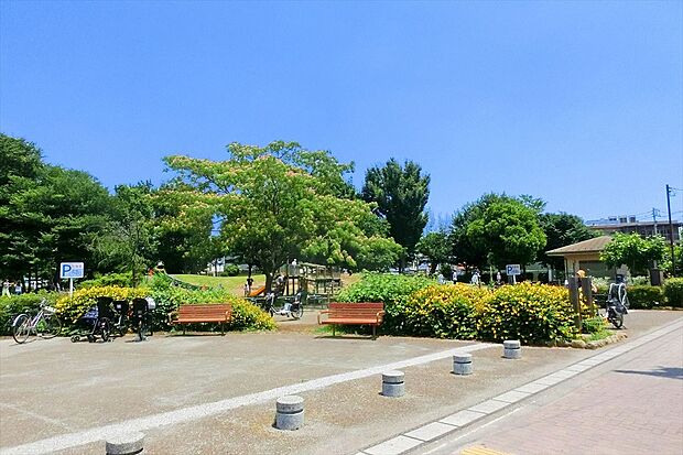 前原公園(とんぼ池公園)(約850m)