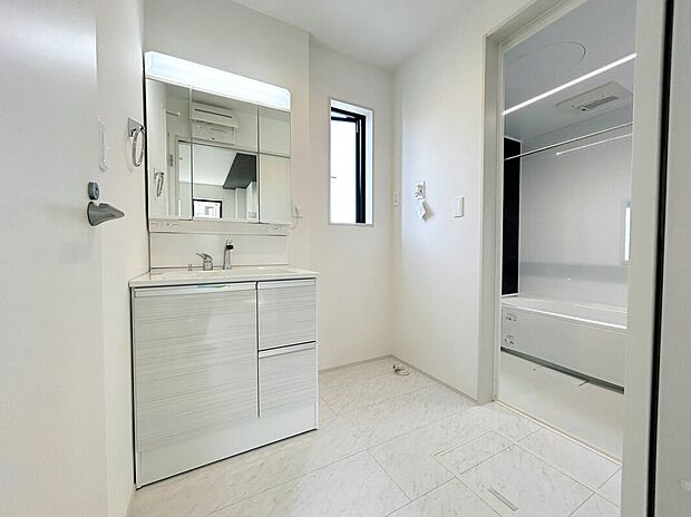 【【建物プラン例：Wash Room】】断熱・省エネ性能に優れたZEH水準仕様、耐震等級3を取得前提とした高仕様の住まいを建築できます！
プラン・カラーセレクトのご相談可能！