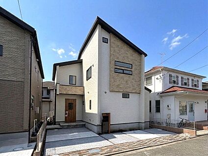 【外観：2号棟】