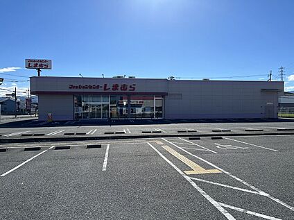 しまむら 田原本店 721ｍ(徒歩10分)