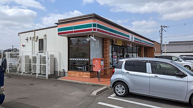 セブンイレブン 広陵町笠東店(約1,009m)