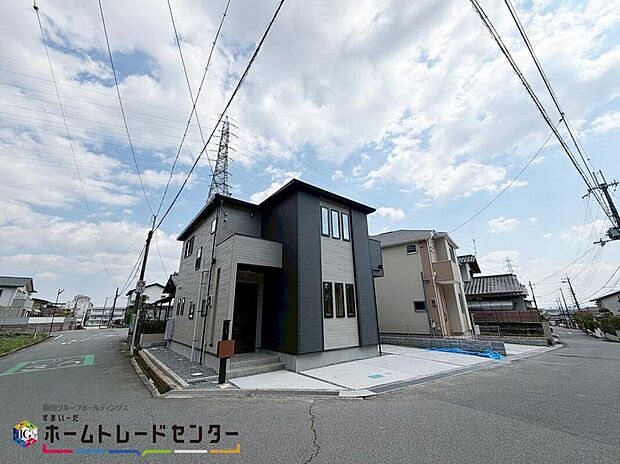 【現地外観写真】※１号棟
◆資料送付・ご見学即対応！ご不明点等、スタッフがしっかりと説明させていただきますので、安心して現地をご覧ください♪