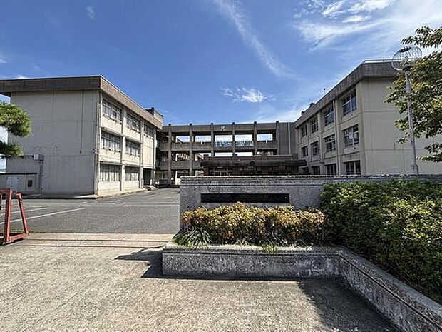 大和郡山市立平和小学校（約1,450m）