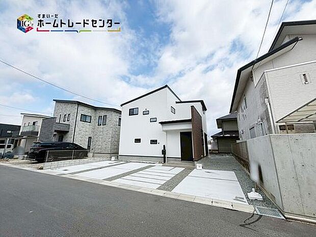 【【現地外観写真】※3号棟】一戸建ての大きなメリットは、「自分の土地」を自由に使えること♪好きなペットが飼えるほか、ガーデニングやＤＩＹ、車やバイクの手入れなど様々な趣味を楽しめます♪