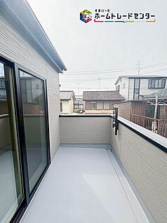 【バルコニー】