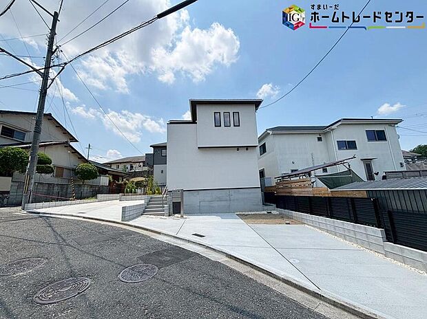 【【前面道路含む現地写真】】現地ご案内致します！周辺環境も併せてご確認頂けますので、お気軽にお問い合わせください♪