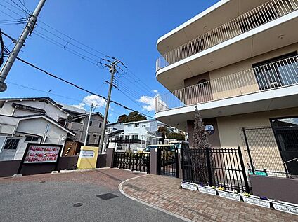 大和郡山カトリック幼稚園 647m (徒歩9分)