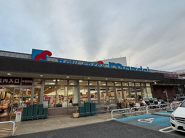 万代学園前店（約1,730m）