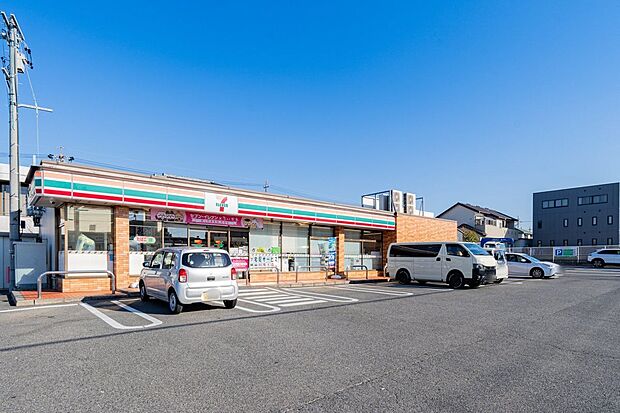 セブンイレブン刈谷日高町店(約756m)