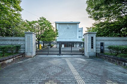 みよし市立三好中学校 1600m