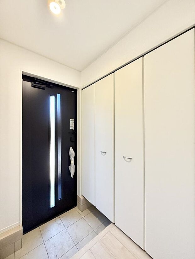 ■ ここから始まる一日、すっきり整った玄関