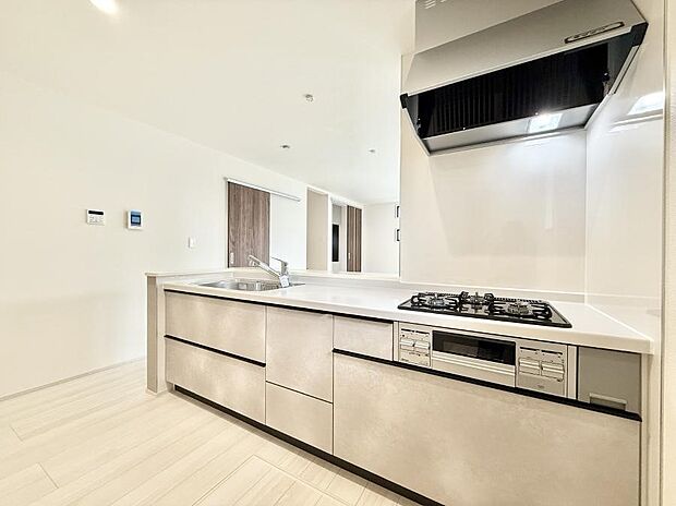 ■家族の絆を深める、温もりのあるキッチン