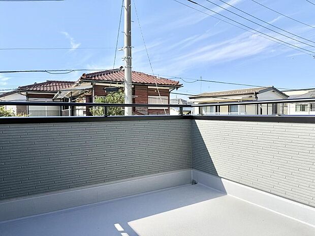 ■ 季節の移ろいを感じられる開放的な空間です