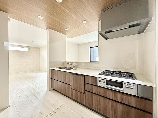 ■美味しい時間が生まれる、笑顔あふれるキッチン