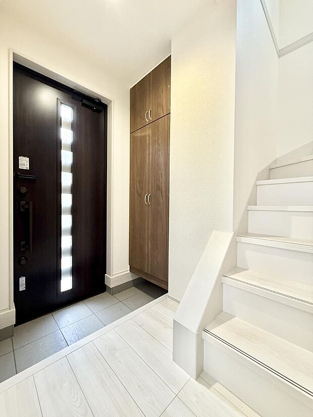 ■ シンプルで美しく、快適な暮らしの入り口