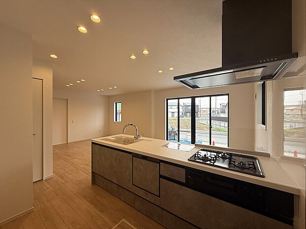 ■シンプルで美しく心地よい時間を生むキッチン空間