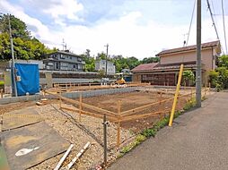 多摩都市モノレール「上北台」駅 バス乗車18分、横田バス停下車 徒歩5分