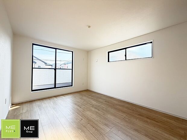 1号棟  ■落ち着いた色合いのお部屋で穏やかな時間を楽しめます
