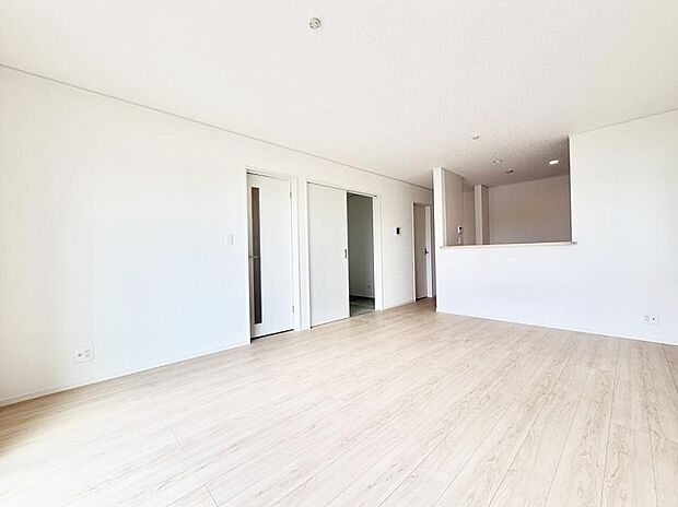 1号棟 ■心落ち着く場所、ゆったり過ごせるリビング