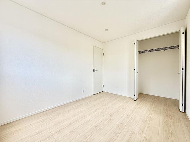 2号棟 ■家具をうまく配置すれば広々とした空間を使い動きやすく、リラックスした時間が過ごせます