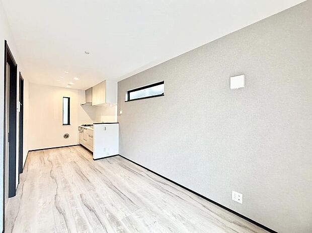 【リビングダイニング】■シンプルだけど贅沢、大切な人と過ごす心がほどける空間