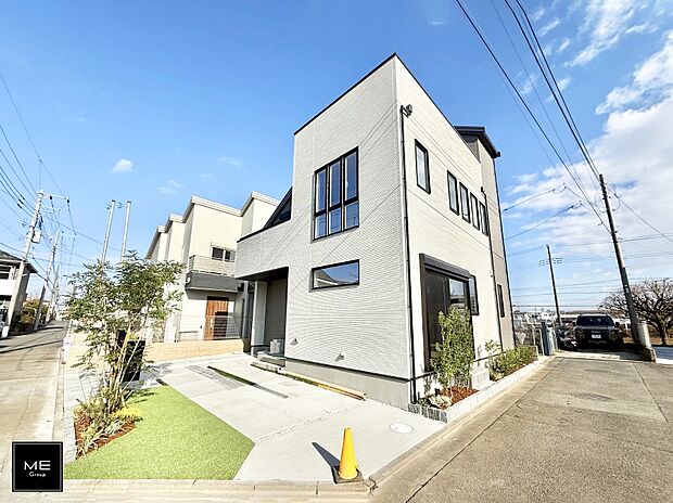 【現地外観写真】■家族みんなが笑顔で過ごせる、安心感のある住まい