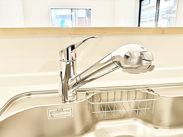 【浄水器】■清潔でおいしい水を手軽に供給してくれます