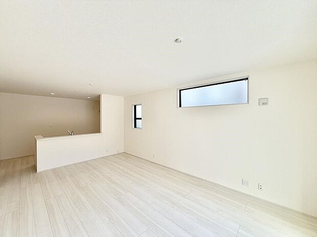 【ダイニング】■ふとした瞬間に幸せを感じる、心地よい場所