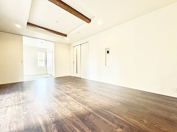 【ダイニング】■家族の笑顔があふれる、くつろぎの空間