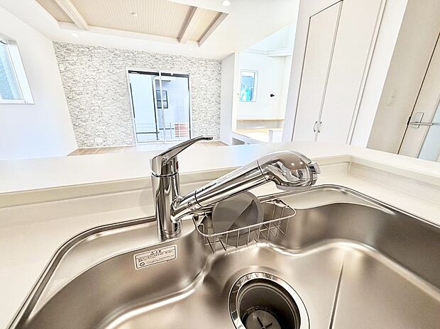 【浄水器】■不純物をしっかり除去して安心して飲めます