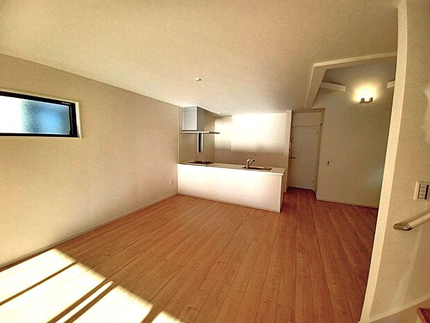 【リビング】■心落ち着く場所、ゆったり過ごせるリビング