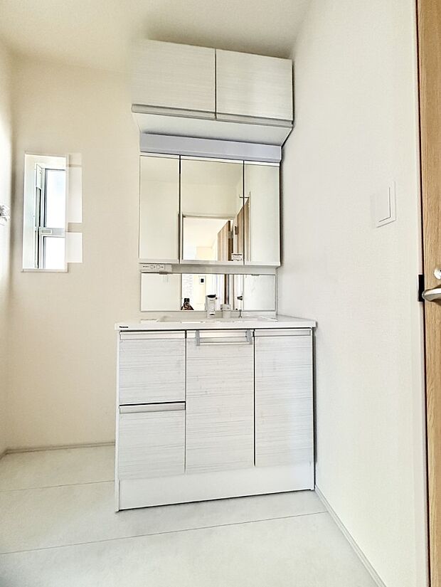 【洗面台・洗面所】■清潔感があり、気持ちよく使えます