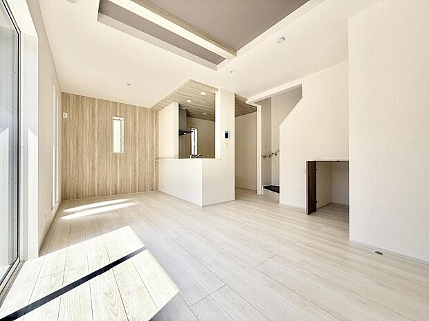 【ダイニング】■何気ない毎日を特別にする、癒しの空間